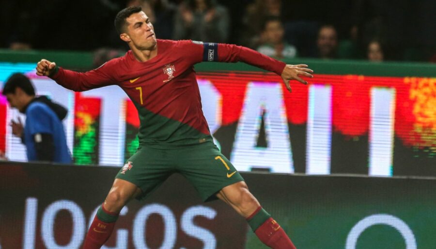 Cristiano Ronaldo entra en la historia con un doblete: récord absoluto