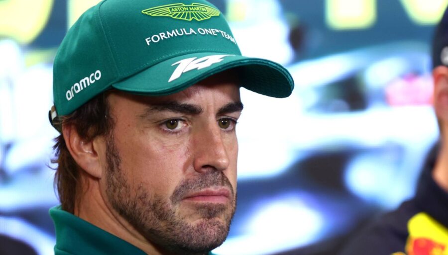F1, Fernando Alonso envía un mensaje a Aston Martin