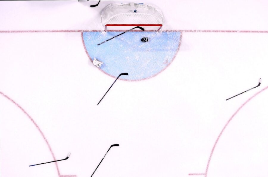 Liga de Hockey de los Alpes, derrota de los italianos en la semifinal 1