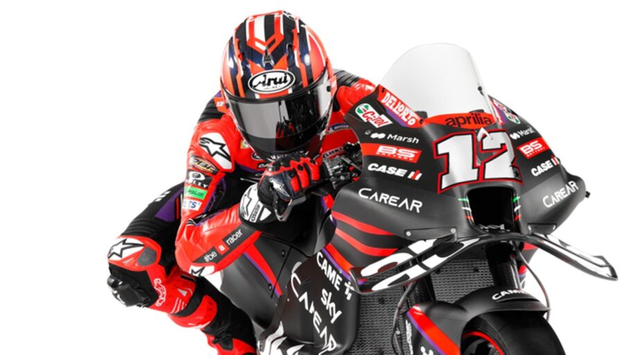 Maverick Viñales da un zarpazo y promociona la nueva Aprilia y el Sprint Race