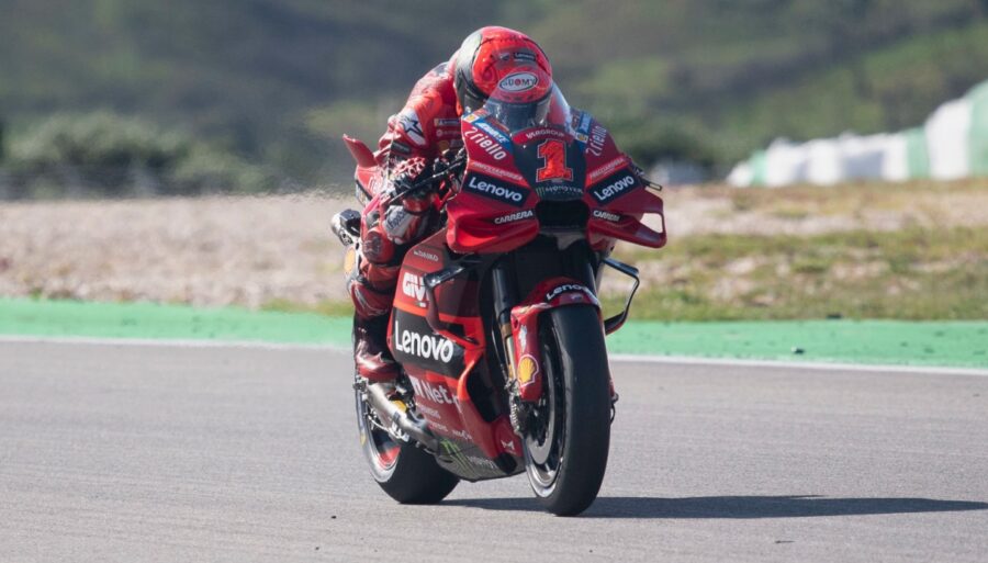 MotoGp, test de Portimao: Pecco Bagnaia brilla, Marc Márquez sufre