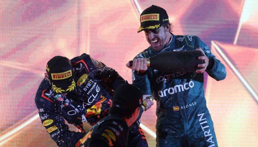¿Se unirá Max Verstappen a Michael Schumacher? Alonso no tiene dudas