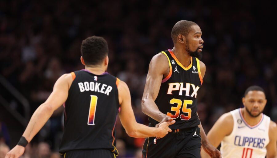 Play-offs NBA: Phoenix se redime, Boston sobre terciopelo