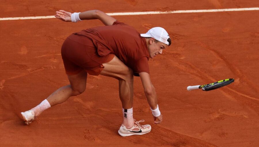 Holger Rune, eliminado en Montecarlo, piensa en Jannik Sinner: su mensaje