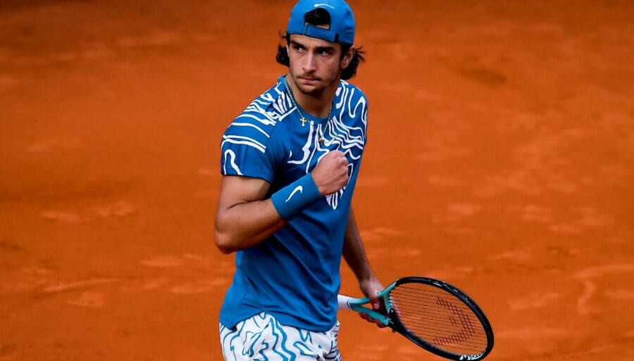 Lorenzo Musetti recupera la victoria en Montecarlo: ahora le espera el derbi con Luca Nardi