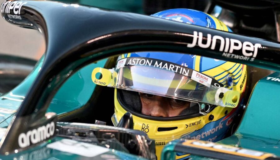 Fernando Alonso detrás de Charles Leclerc: su pulla a Ferrari