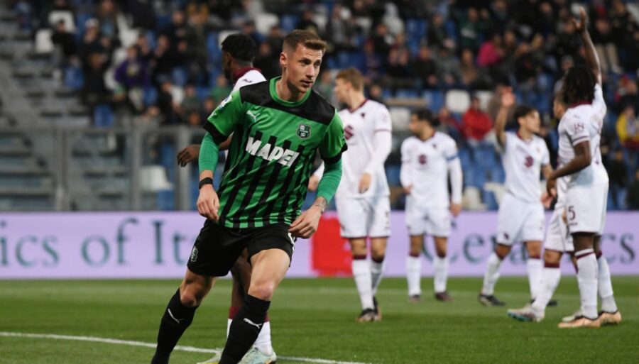 Sassuolo, Andrea Pinamonti no basta contra el Torino