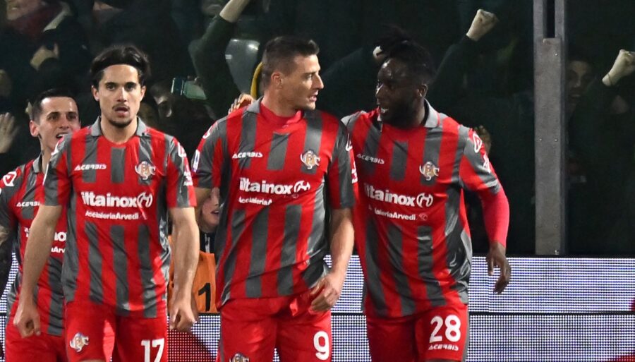 Cremonese sigue creyendo: el Spezia venció en un enfrentamiento directo