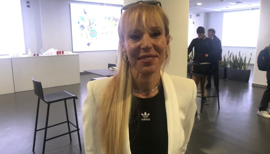 Daniela Ceccarelli se pronuncia sobre Sofia Goggia, Federica Brignone y Marta Bassino