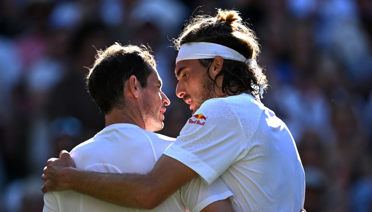 Wimbledon 2023, Stefanos Tsitsipas derrota a Andy Murray en el quinto
