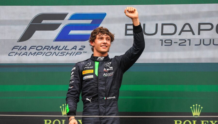 Kimi Antonelli triunfa en la carrera principal de Hungaroring