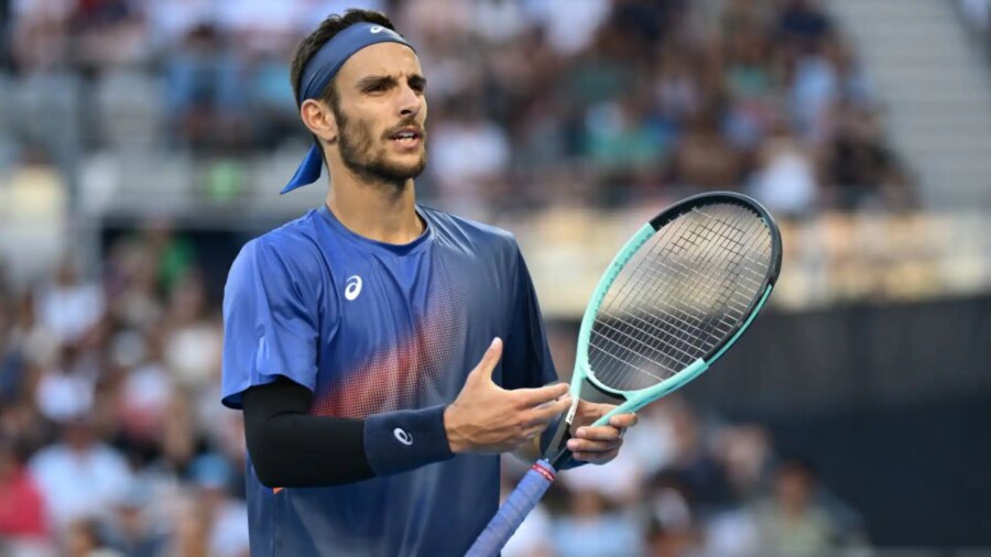 Novak Djokovic se rebela contra Lorenzo Musetti y lo elimina