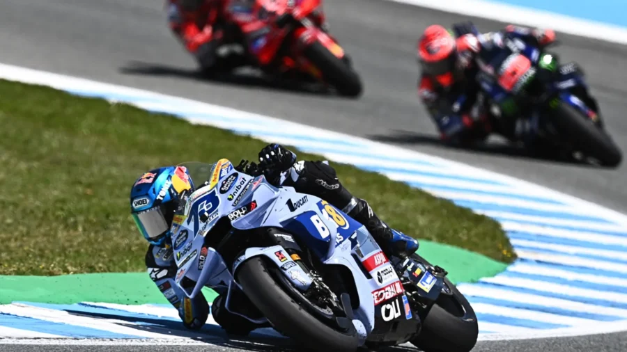 MotoGP Jerez: Alex Márquez gana y es el nuevo líder. Bagnaia en el podio, Marc Márquez se cae.