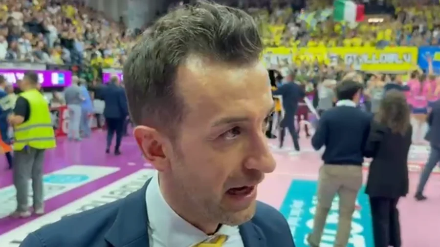 Conegliano campeón de Italia, Daniele Santarelli orgulloso: "Los que vienen aquí tienen el fuego dentro"