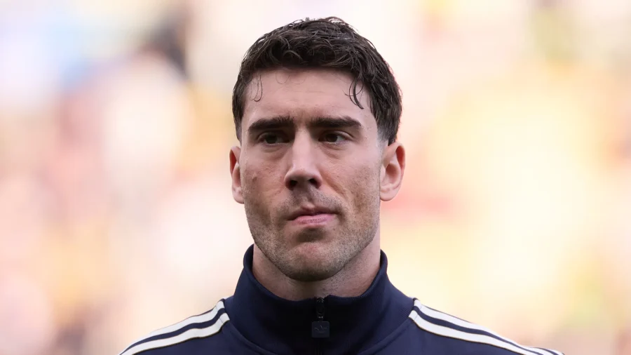 Juventus: Vlahovic se pone firme y el acuerdo con David se complica