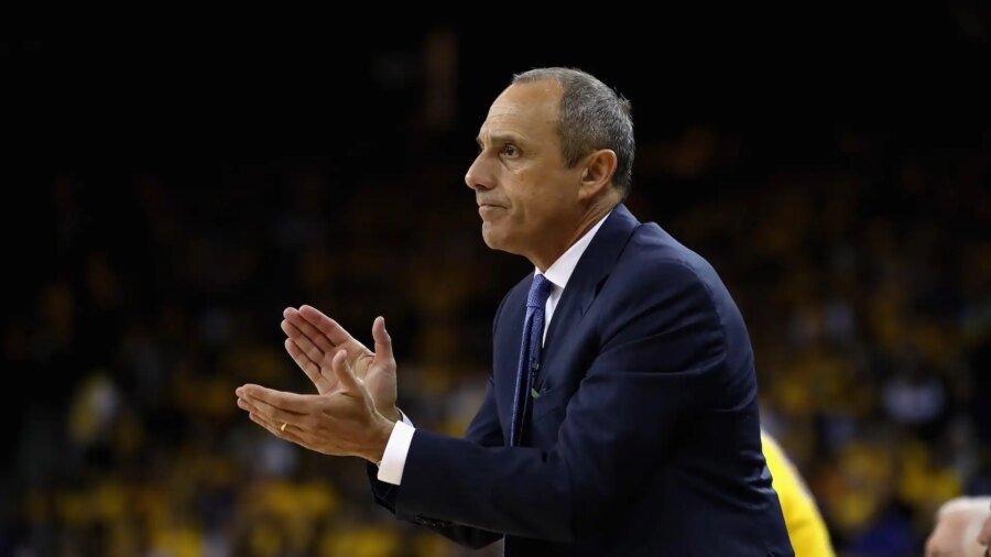 Milano asfalta Cremona, los aplausos de Ettore Messina