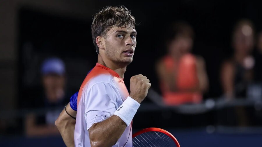 Cobolli recupera la sonrisa tras cinco meses: victoria sobre Gasquet en tres sets