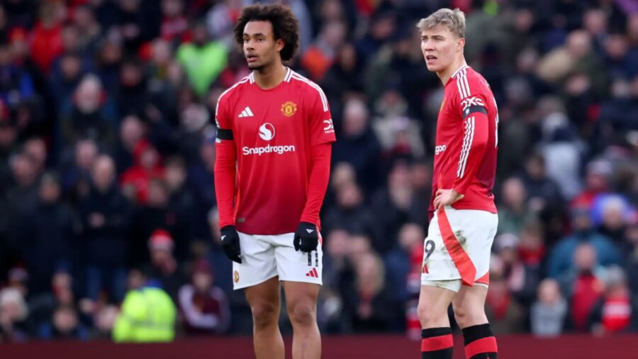 Roy Keane no se lo pone fácil a Rasmus Hojlund y Joshua Zirkzee