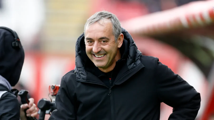 Marco Giampaolo sonríe: Lecce casi lleno para la Juventus
