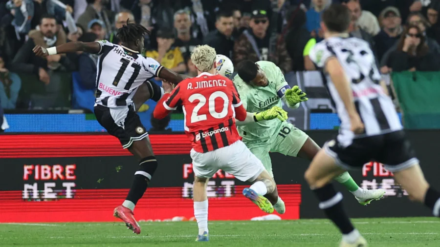 Mike Maignan, el Milán respira aliviado