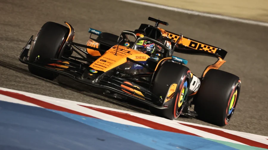 Oscar Piastri logra la pole en Bahréin, Leclerc y Antonelli en segunda fila