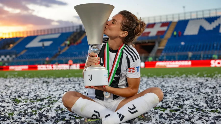 La Juventus gana la Copa de Italia femenina y arrolla al Roma