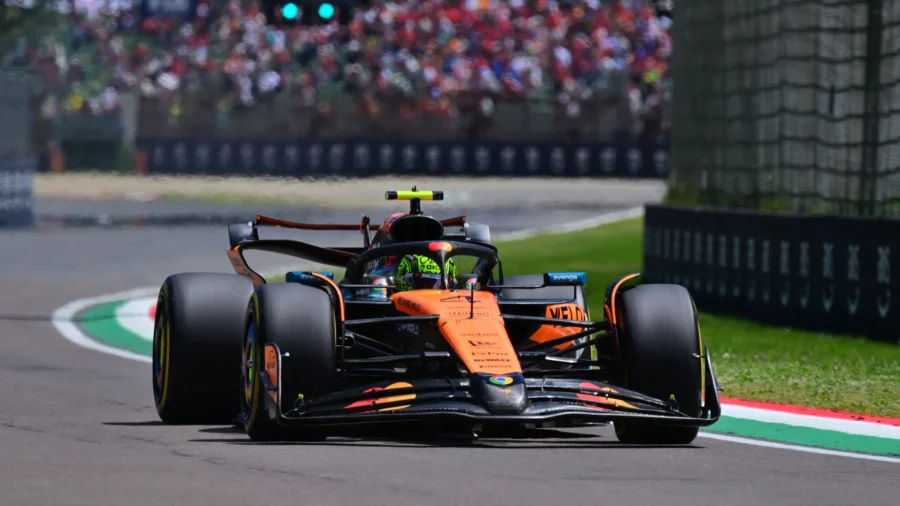 McLaren va 3 de 3 en los terceros libres en Imola, 3º Verstappen