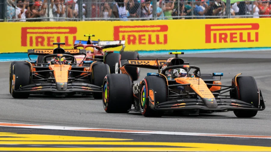 Doblete de McLaren en el Sprint de Miami, Hamilton saca el comodín y sube al podio. Antonelli furioso