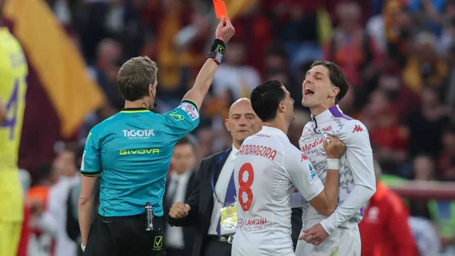 Picadura para Nicolò Zaniolo, otros 5 jugadores descalificados