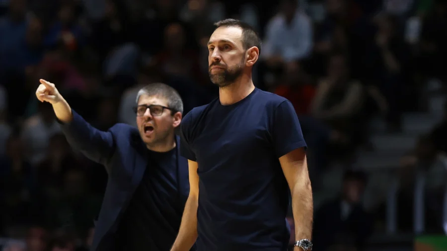 Germani Brescia, Peppe Poeta tiene un arma menos para el partido a domicilio en Sassari