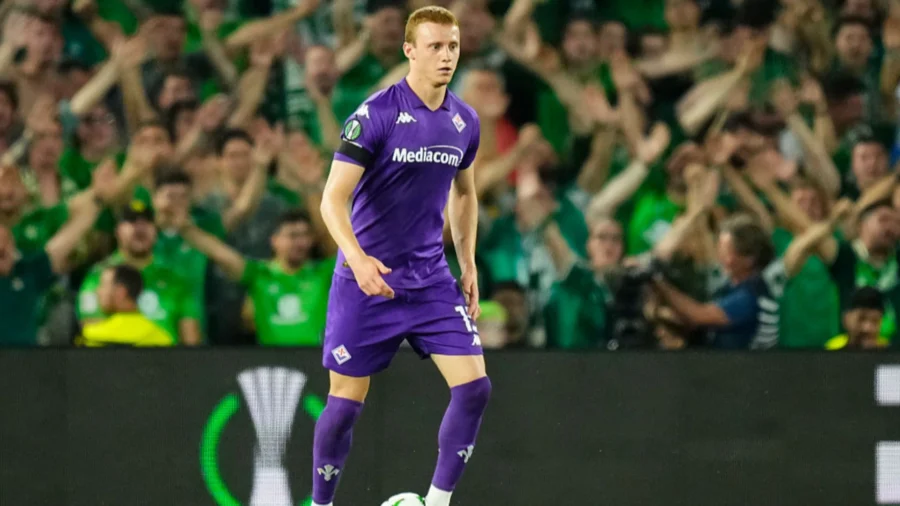 Armadura de la Fiorentina Pietro Comuzzo