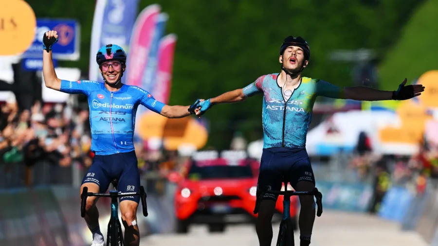Giro d&apos;Italia: primera victoria italiana con Scaroni. Del Toro sufre pero sigue de rosa