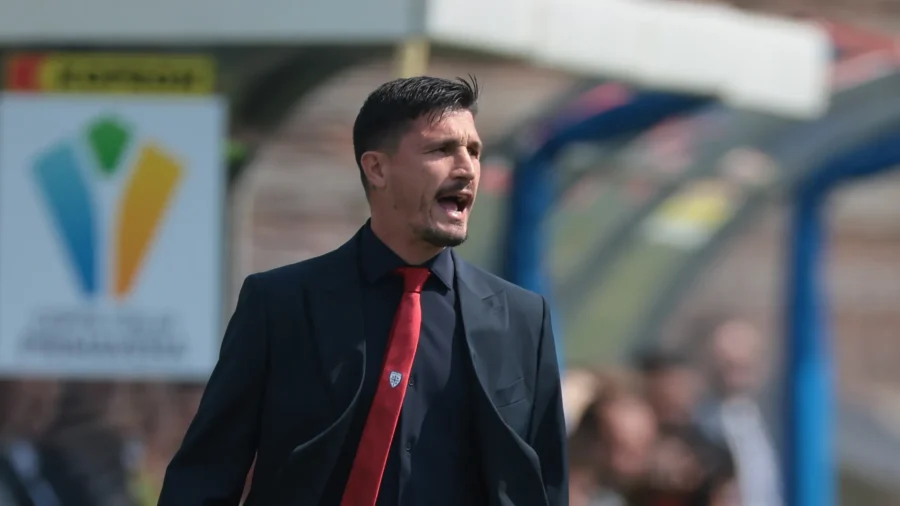 Fabio Pisacane, nuevo entrenador del Cagliari