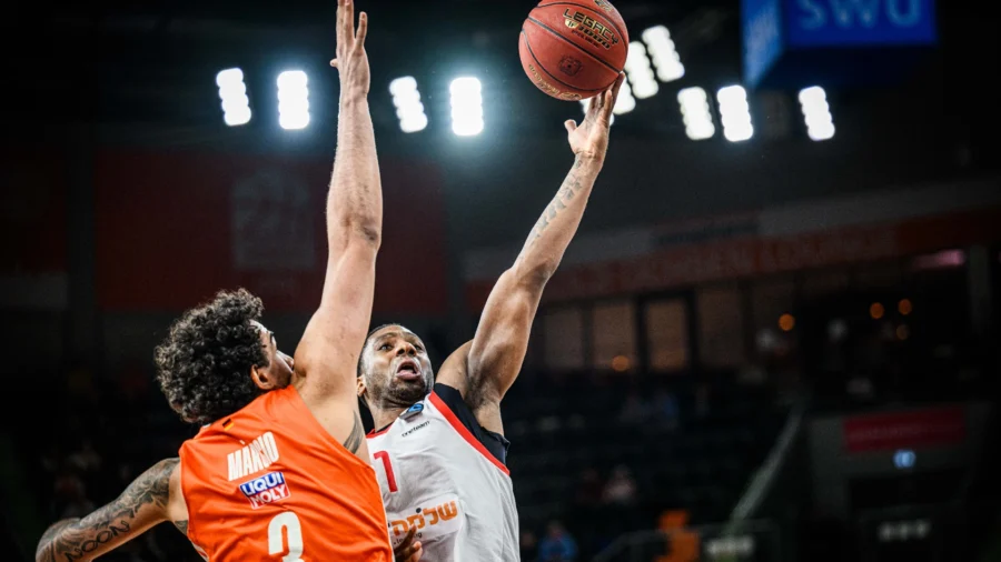 Huelga en el Treviso Basket: oficializado el fichaje del veterano Joe Ragland