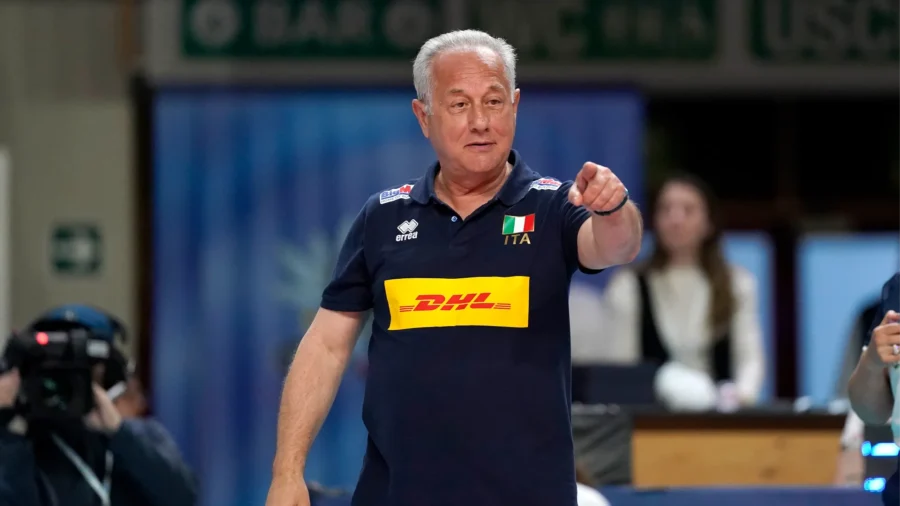 Liga de Naciones femenina, Julio Velasco elogia la reacción de Italia en el tercer set