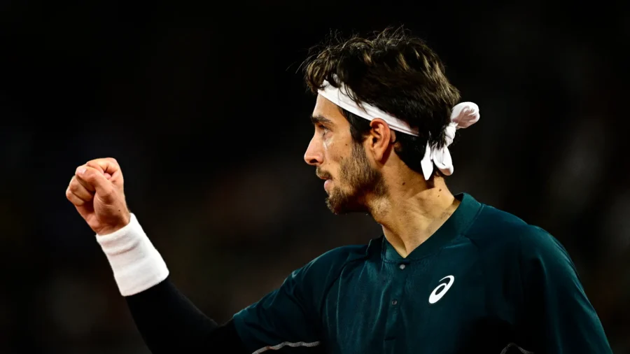 Roland Garros, Lorenzo Musetti derrota a Holger Rune y vuela a cuartos de final