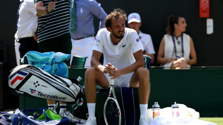 Wimbledon, un giro inmediato: Daniil Medvedev eliminado