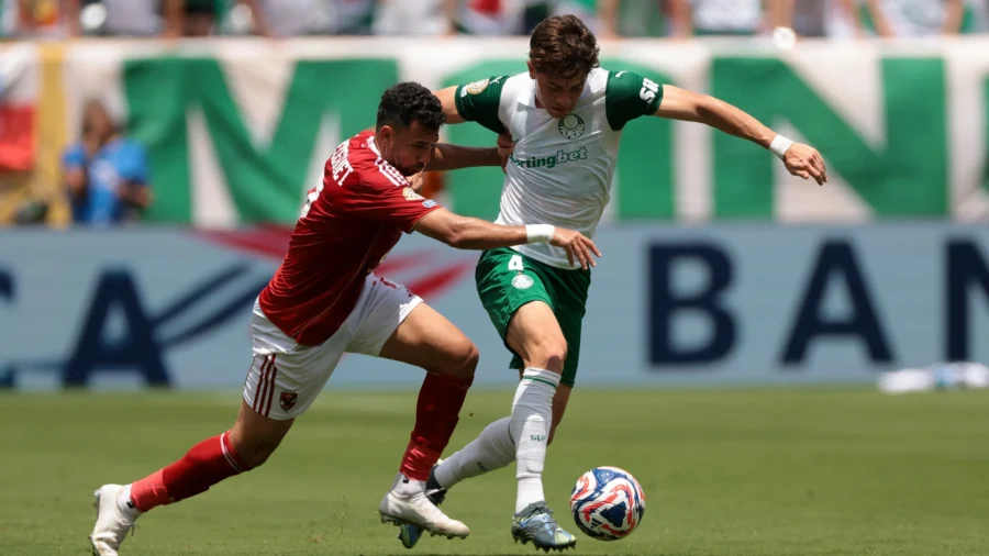 Mundial de Clubes, Palmeiras supera a Al Ahly (y suspensión por alerta meteorológica)