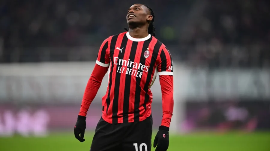 AC Milan: Allegri quiere retener a Leao, pero el Bayern de Múnich insiste