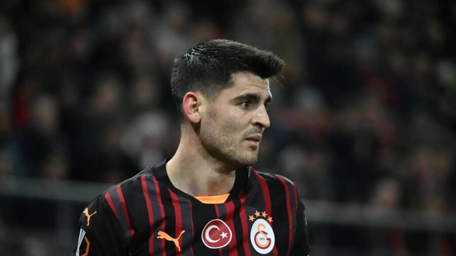 Álvaro Morata, no Como (por ahora): culpa de Victor Osimhen