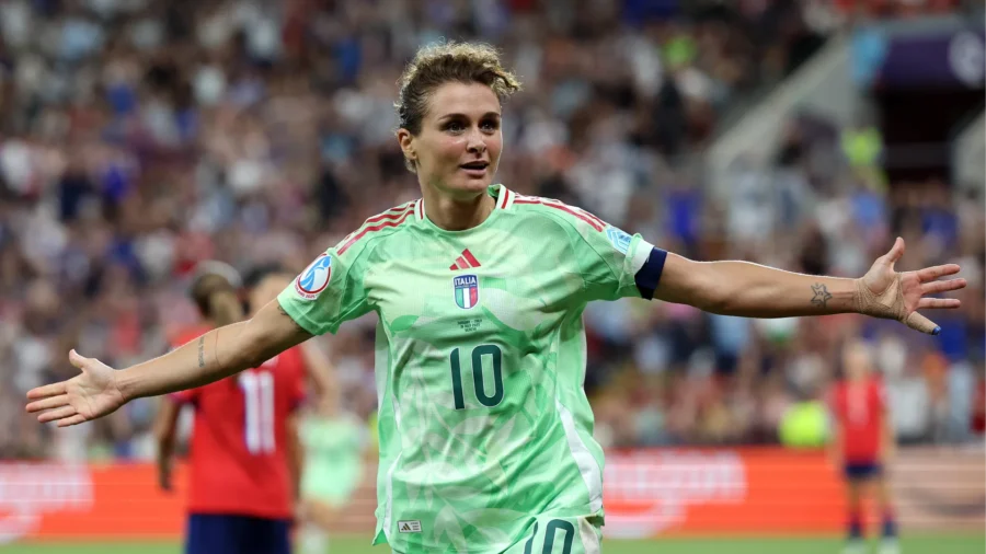 Campeonatos de Europa: Cristiana Girelli en dobles, Noruega derrotada e Italia en semifinales