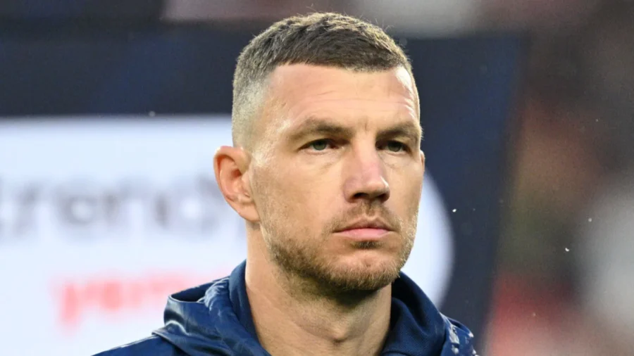 La Fiorentina oficializa la llegada de Edin Dzeko