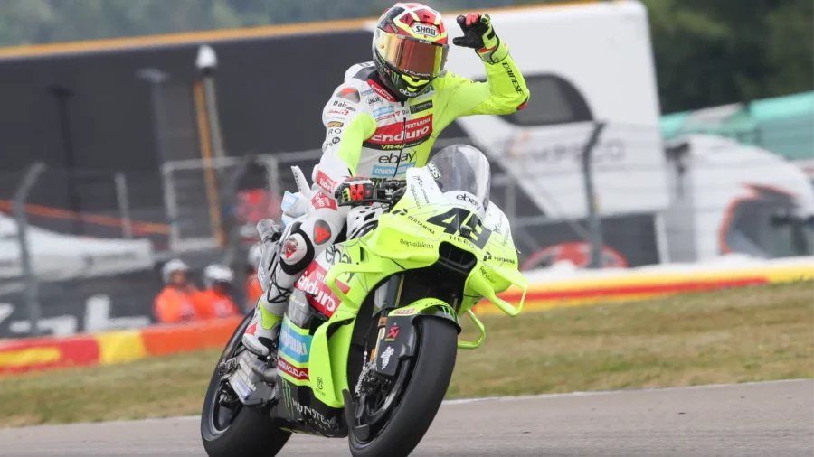 Di Giannantonio bate el récord por delante de los hermanos Márquez en la precalificación de Sachsenring