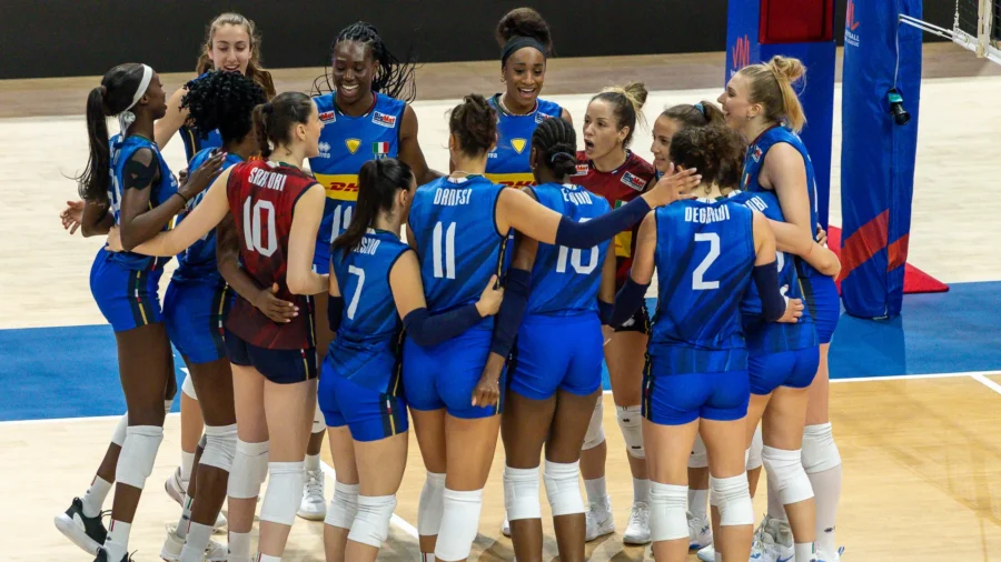 Italvolley y Azzurre, listos para la batalla contra los anfitriones