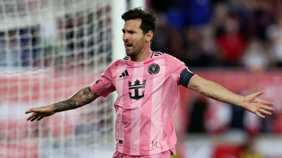 Lionel Messi y Cesc Fábregas hacen soñar a los aficionados de Como