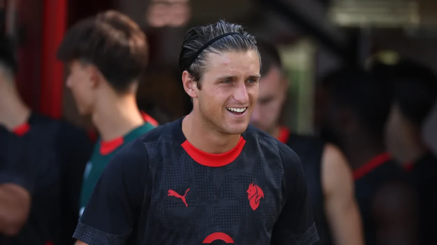 Lorenzo Colombo deja el AC Milan: ficha por el Génova