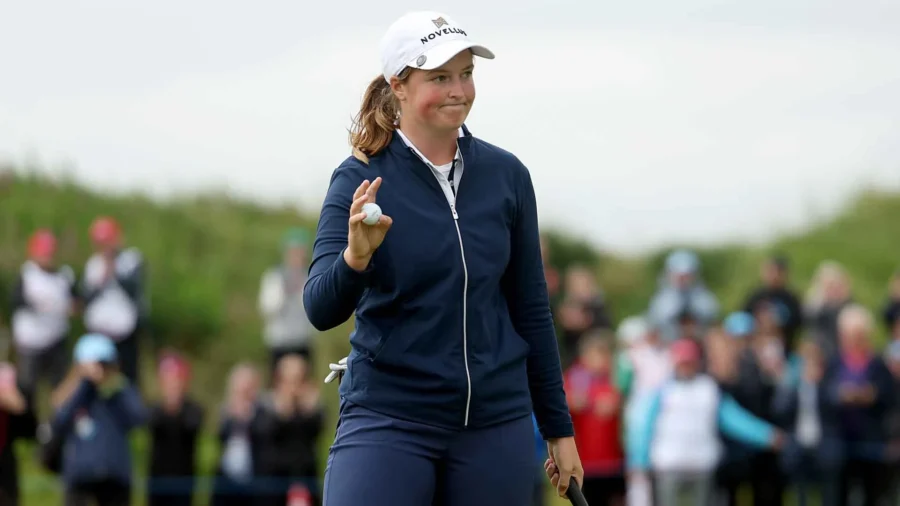 Extraordinaria Lottie Woad: triunfo en su debut profesional