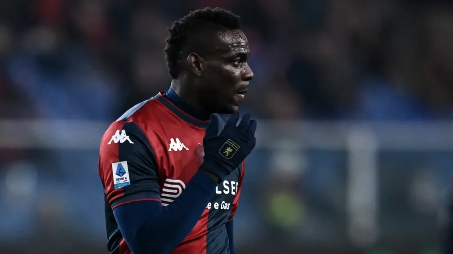 Mario Balotelli cada vez más lejos de Italia y de la Serie A