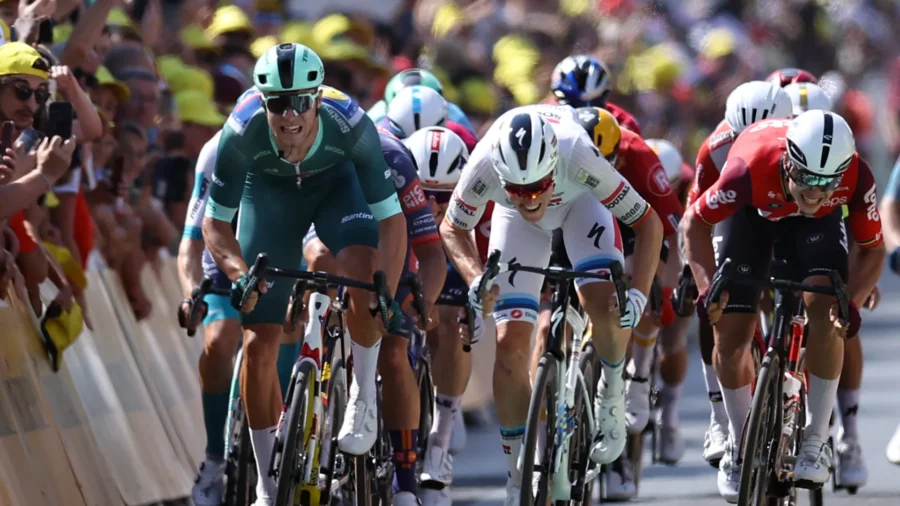 Tour de Francia: Jonathan Milan roza el bis, pero se burlan de él