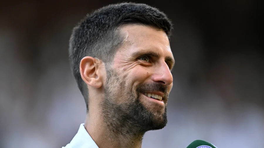 Novak Djokovic sorprende a Flavio Cobolli y reta a Jannik Sinner